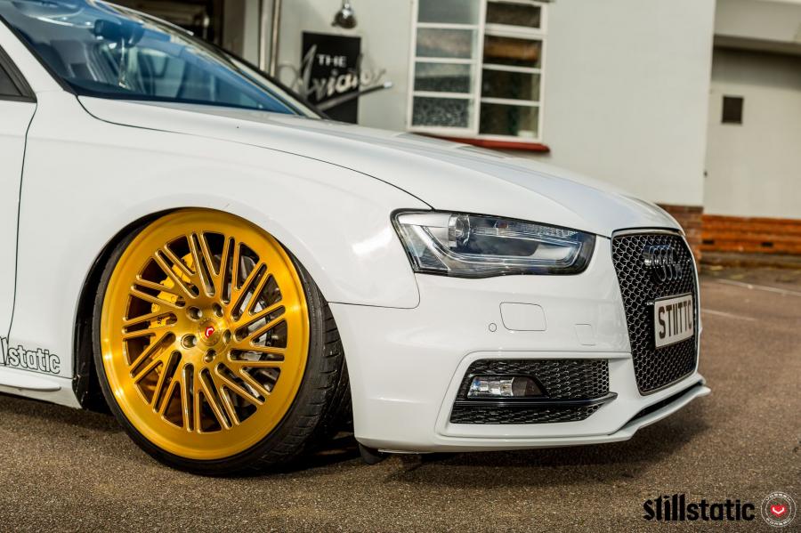  Audi A4 Sedan on Vossen Wheels (LC-105T) 2016 года  (фото 36 из 45)